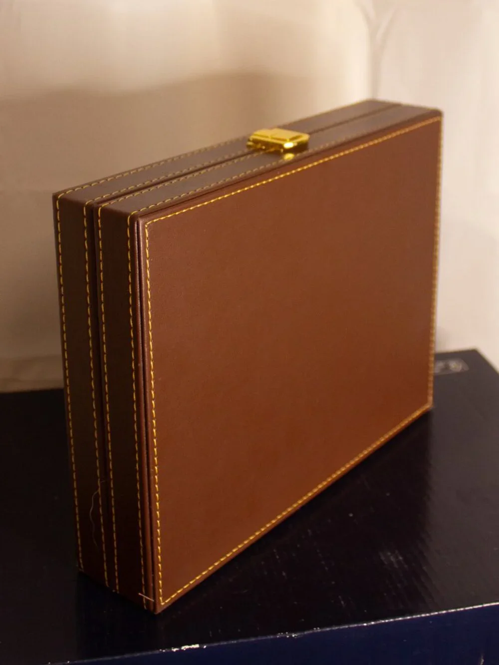 Italfama Backgammon Set – Leather Case – 14” Travel Size – Complete